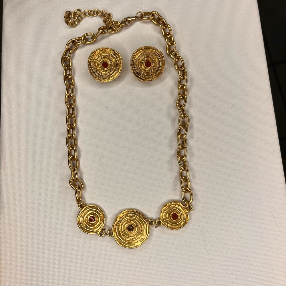 Matte Gold tone necklace and earrings Set with Brown enamel Center 20.5” Long